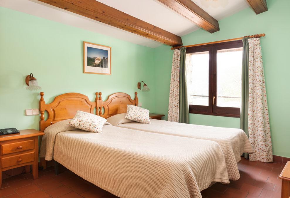 Hostal De La Rovira Oix Kültér fotó