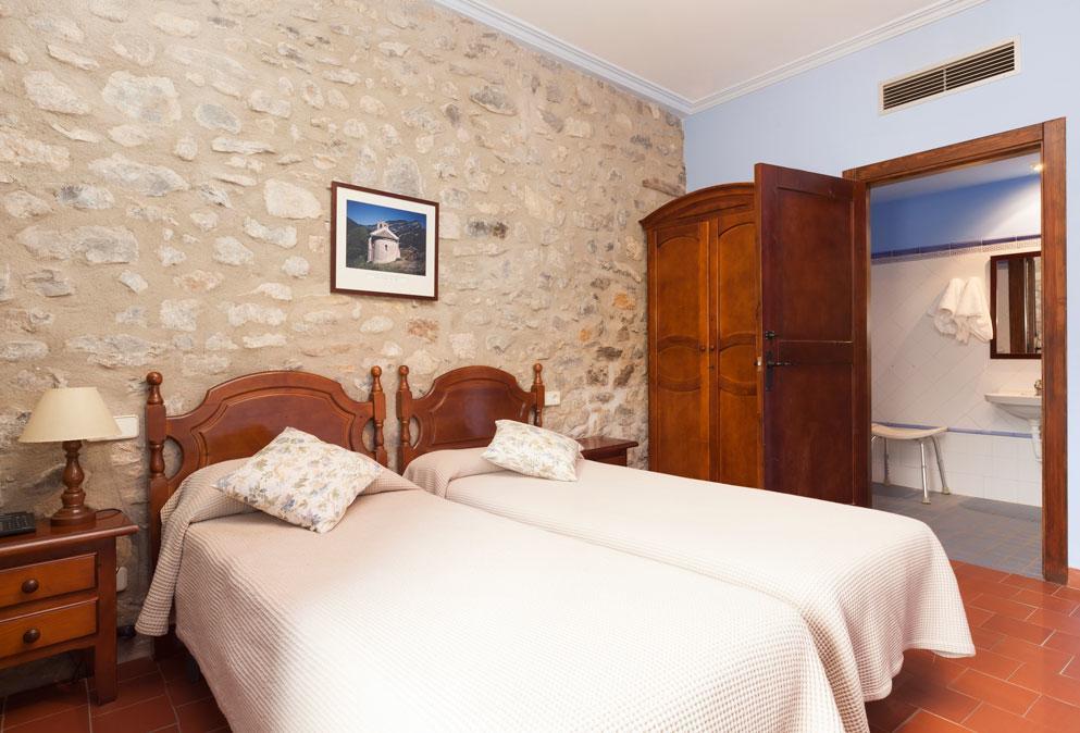 Hostal De La Rovira Oix Kültér fotó